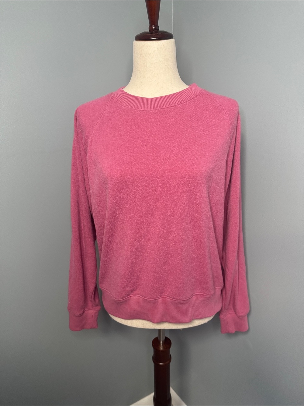 Victoria's Secret Women’s Pink Fleece Lined Pullover Sweatshirt Sz M